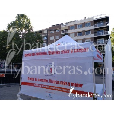 Pancarta con ollao cada 100cm