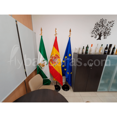Banderas de raso bordadas interior